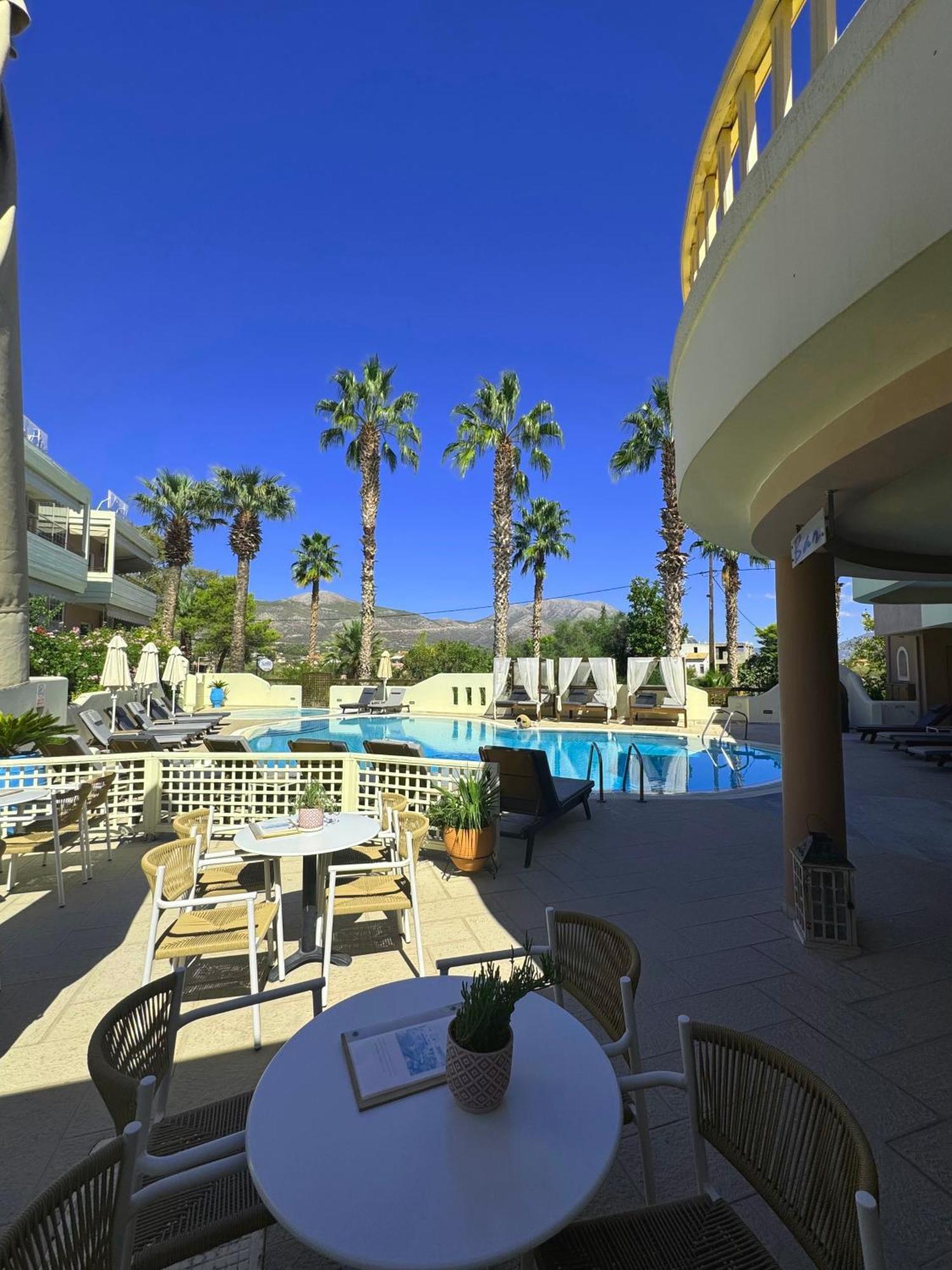 Sun Rise Hotel Apartments Erétria Esterno foto