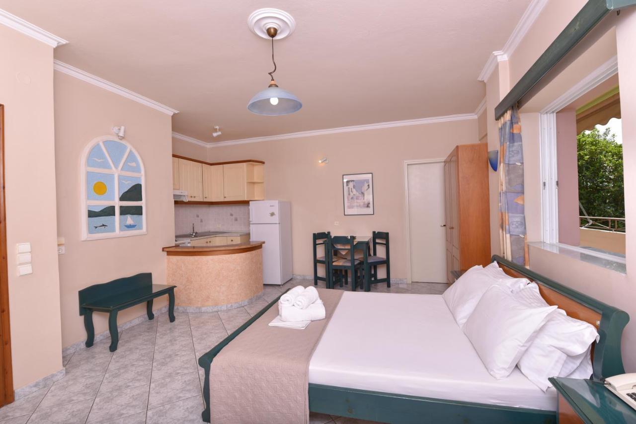 Sun Rise Hotel Apartments Erétria Esterno foto