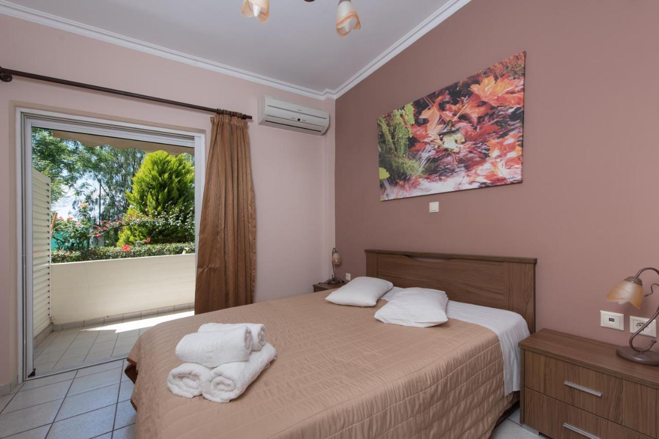 Sun Rise Hotel Apartments Erétria Esterno foto